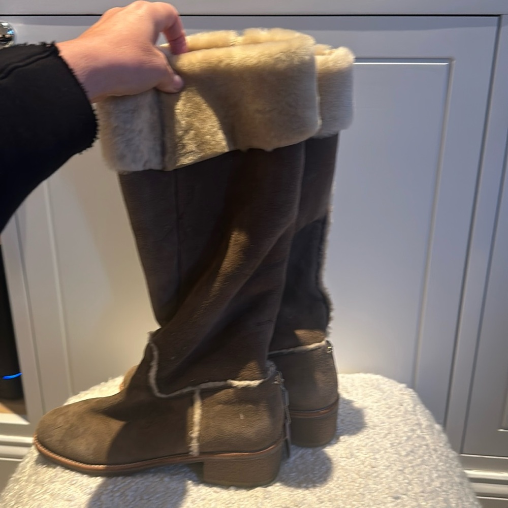 Suede knee boots - Uterque